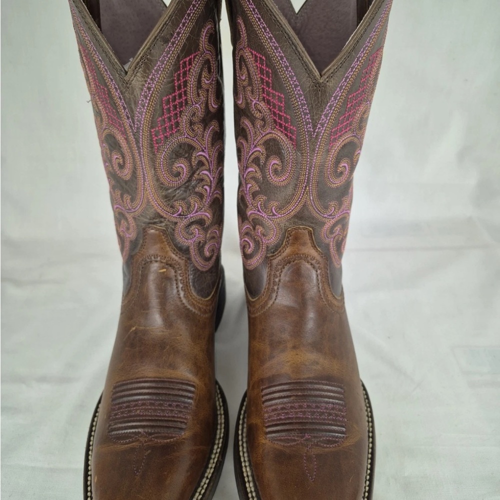 NWOT Ariat boots 7.5